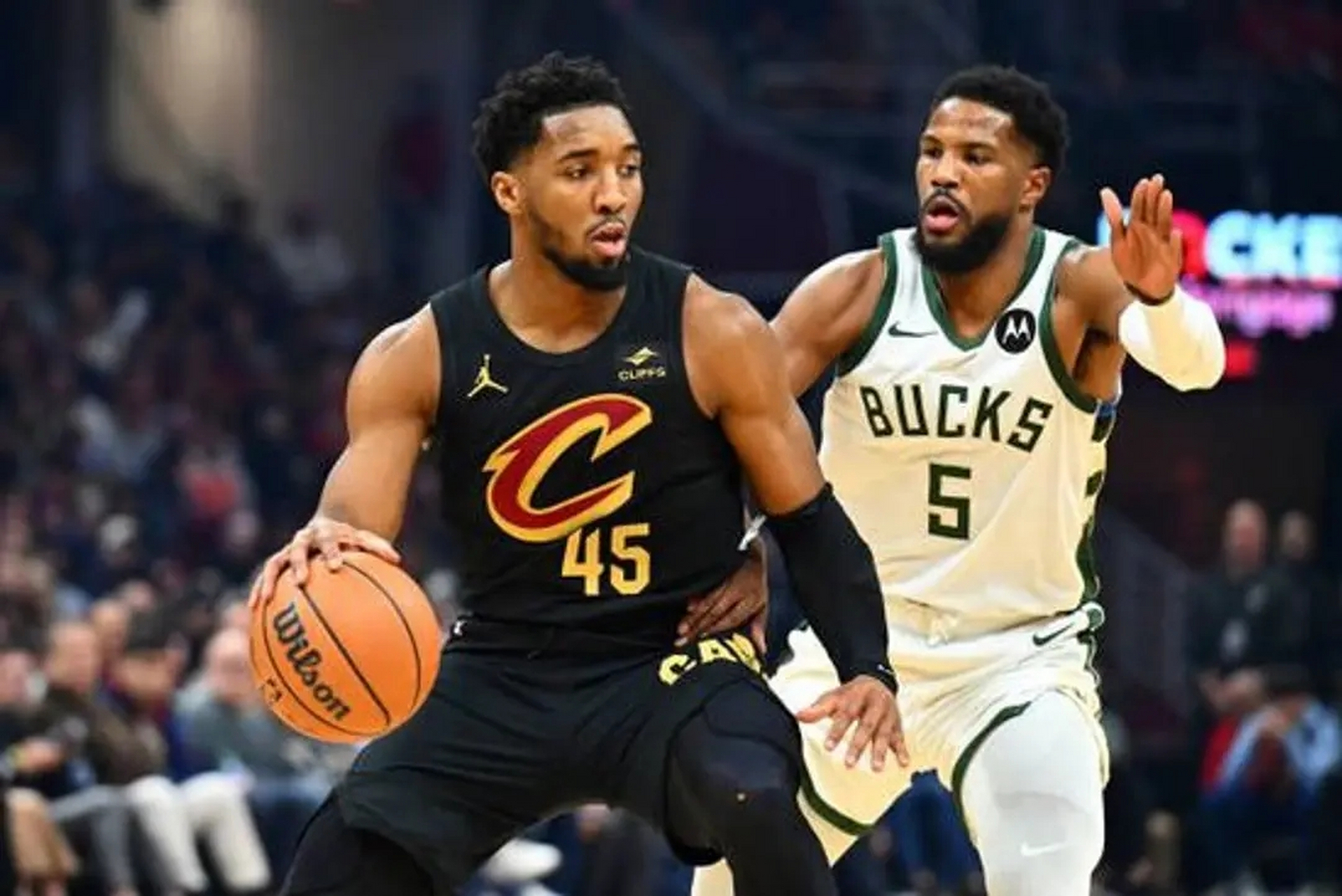 今晚门兴格拉德巴赫备战荷甲比利亚雷亚尔绝杀压哨之后,密尔沃基雄鹿关键时刻临场应变的简单介绍 今晚门兴格拉德巴赫备战荷甲比利亚雷亚尔绝杀压哨之后,密尔沃基雄鹿关键时刻临场应变的简单介绍