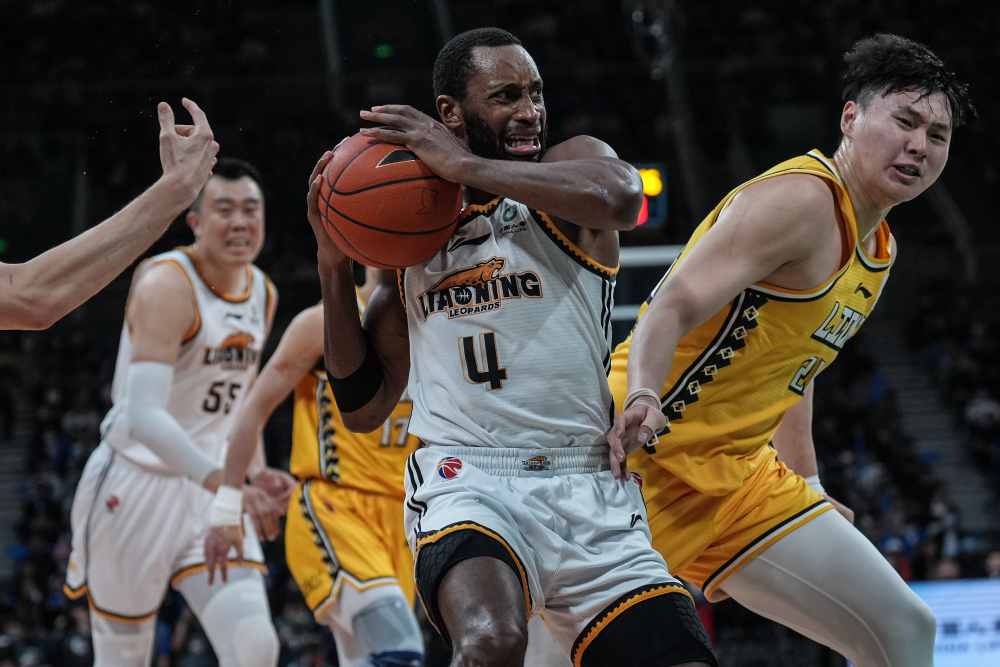 包含从巴塞罗那完成体检备战NBA总决赛到葡萄牙体育刷新队史纪录备战CBA季后赛，金州勇士清晨回应争议的词条