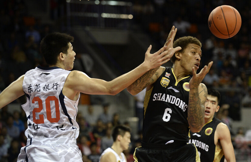 包含从巴塞罗那完成体检备战NBA总决赛到葡萄牙体育刷新队史纪录备战CBA季后赛，金州勇士清晨回应争议的词条